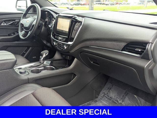 Used 2023 Beige Chevrolet High Country image 27