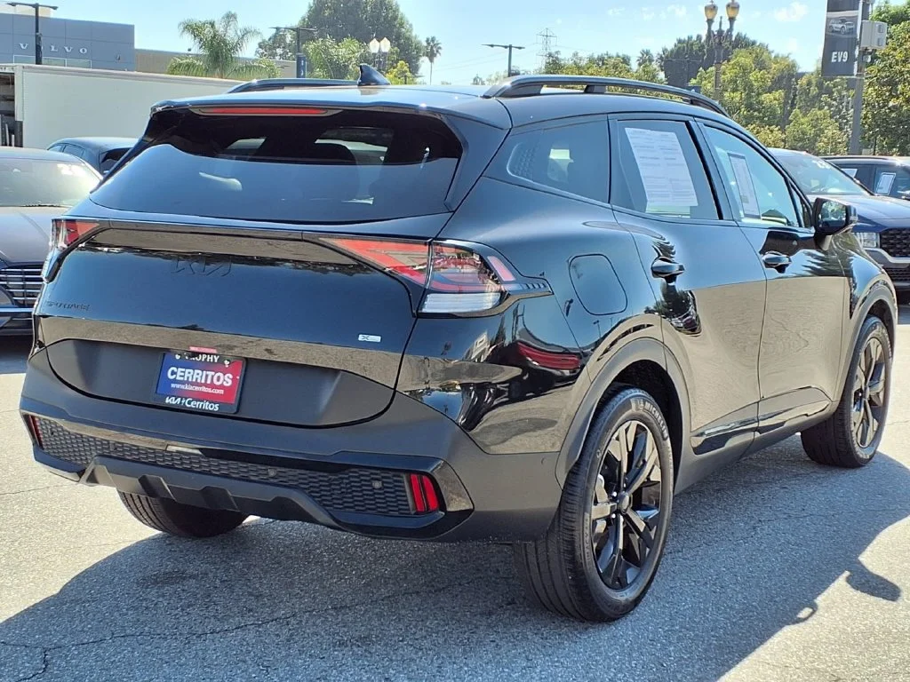 Certified Used 2025 Black Kia X-Line Prestige image 6