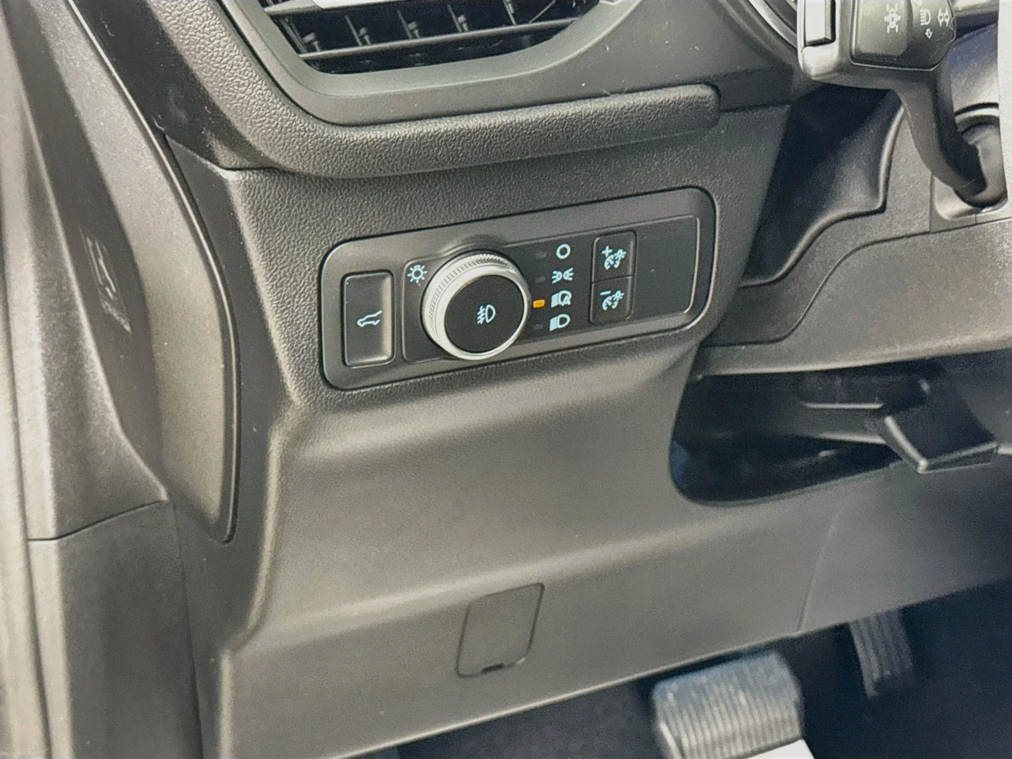 Used 2021 Antimatter Blue Metallic Ford Titanium image 15