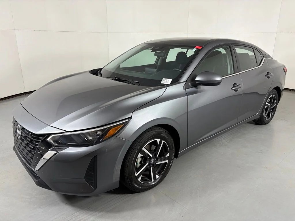 Used 2024 Gray Nissan SV image 3