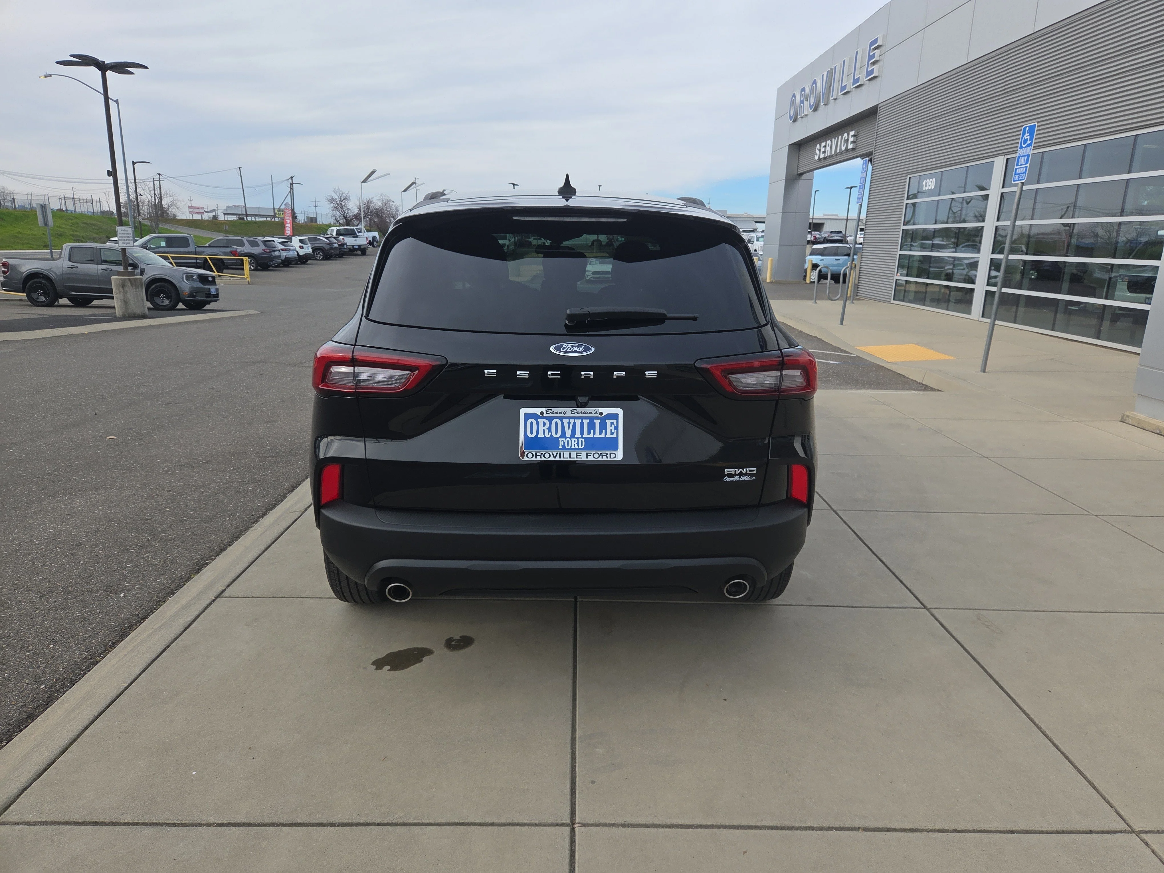 Certified Used 2025 Agate Black Metallic Ford ST-Line image 4