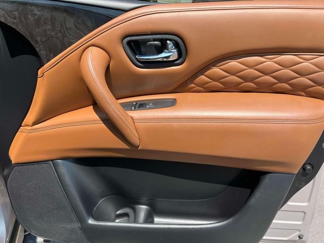 Used 2018 Beige INFINITI Base image 27