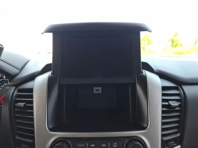 Used 2019 Silver GMC SLE image 24