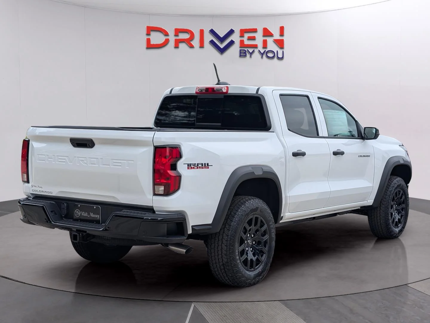 New 2026 Summit White Chevrolet Trail Boss image 5
