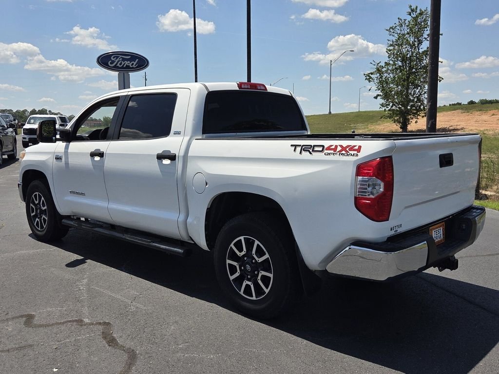 2017 Toyota Tundra SR5 - Photo 10