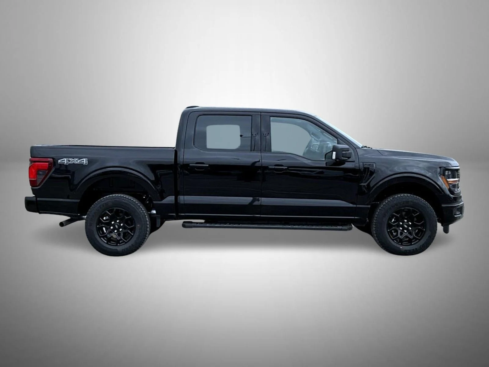 New 2026 Black Ford XLT image 4
