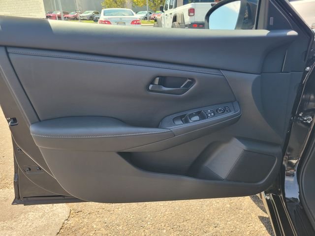 Used 2025 Black Nissan S image 18