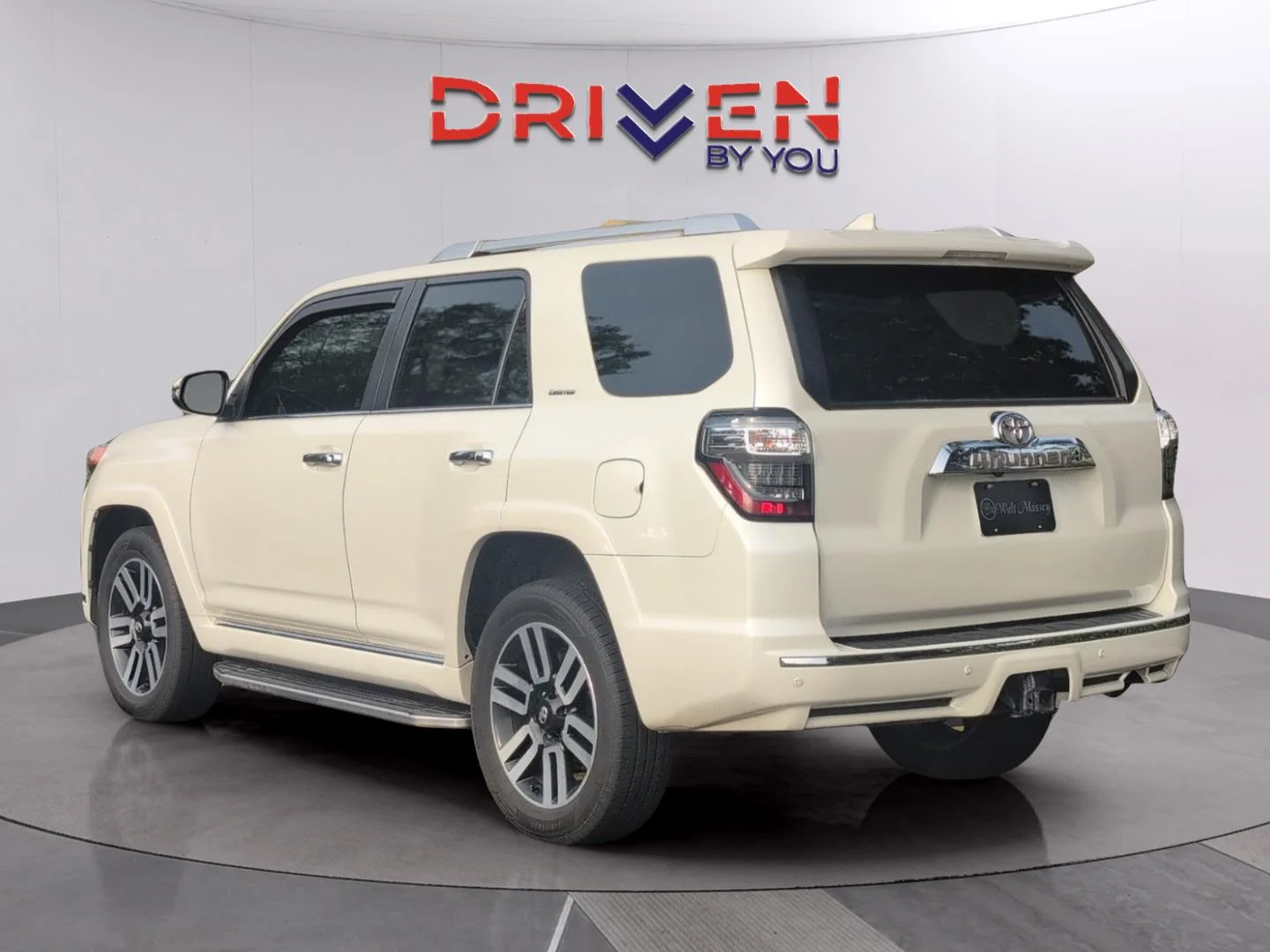 Used 2022 Blizzard Pearl Toyota Limited image 3