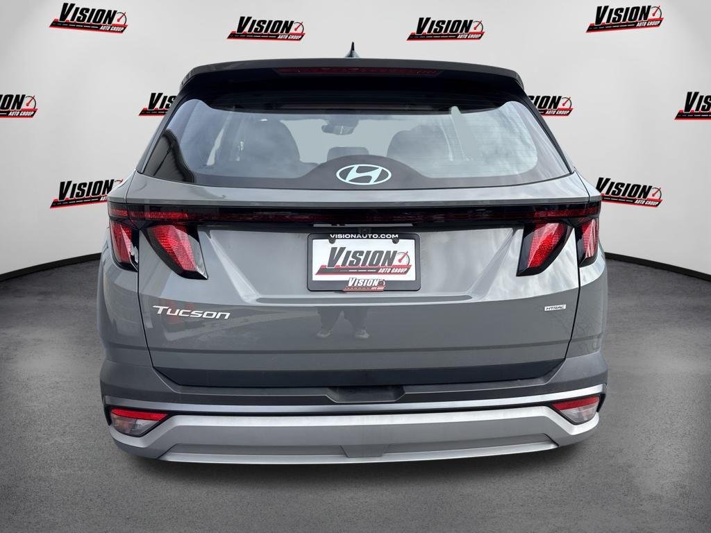 New 2026 Gray Hyundai SE AWD image 6