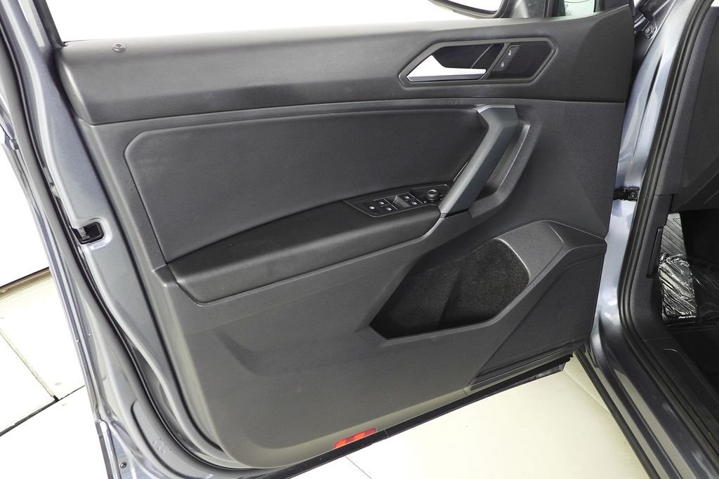 2019 Volkswagen Tiguan SE - Photo 11