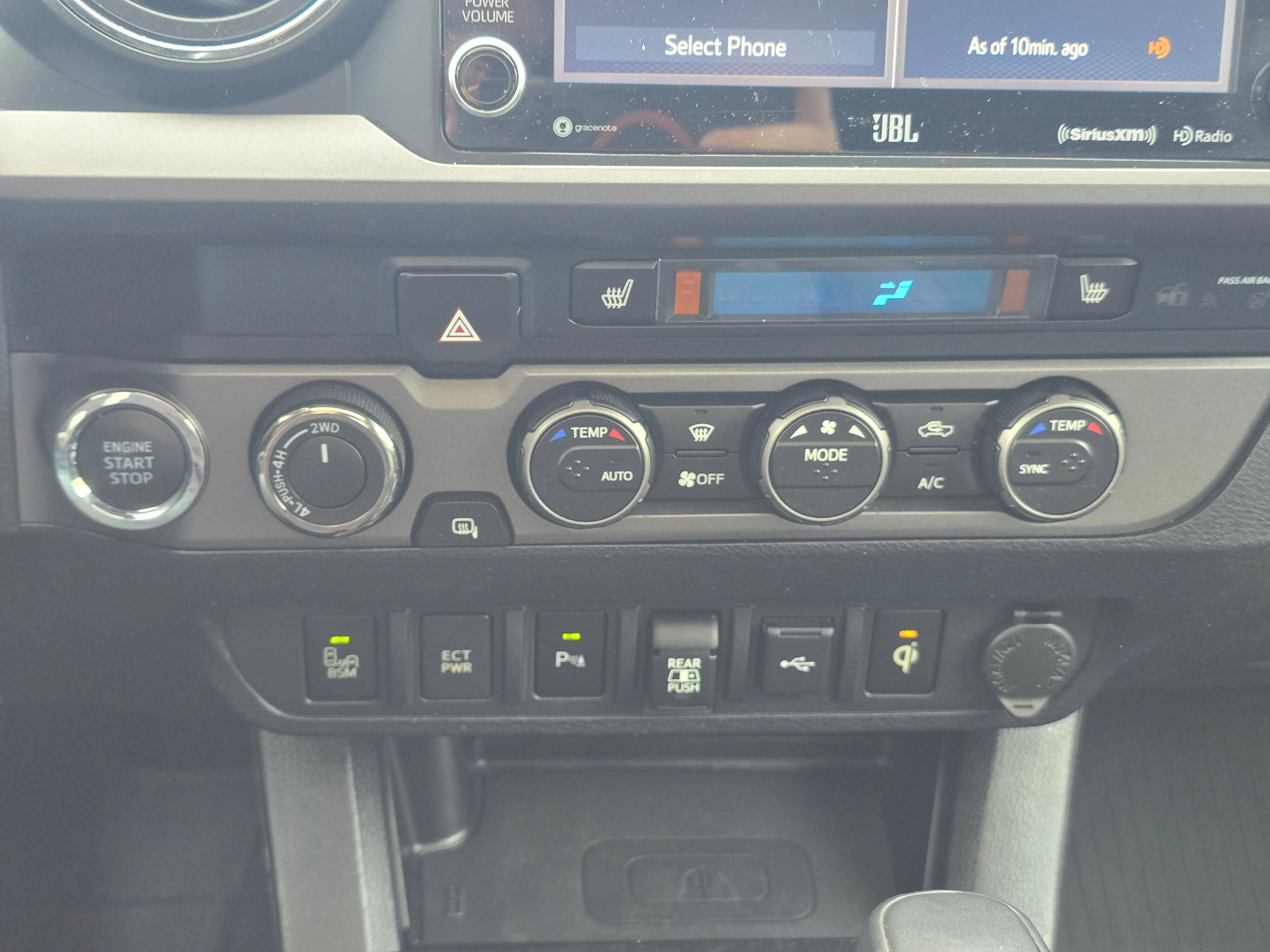 Used 2021  Toyota SR image 30