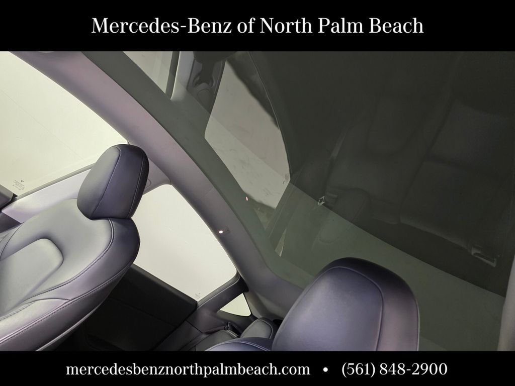 Used 2021  Tesla Standard Range image 12