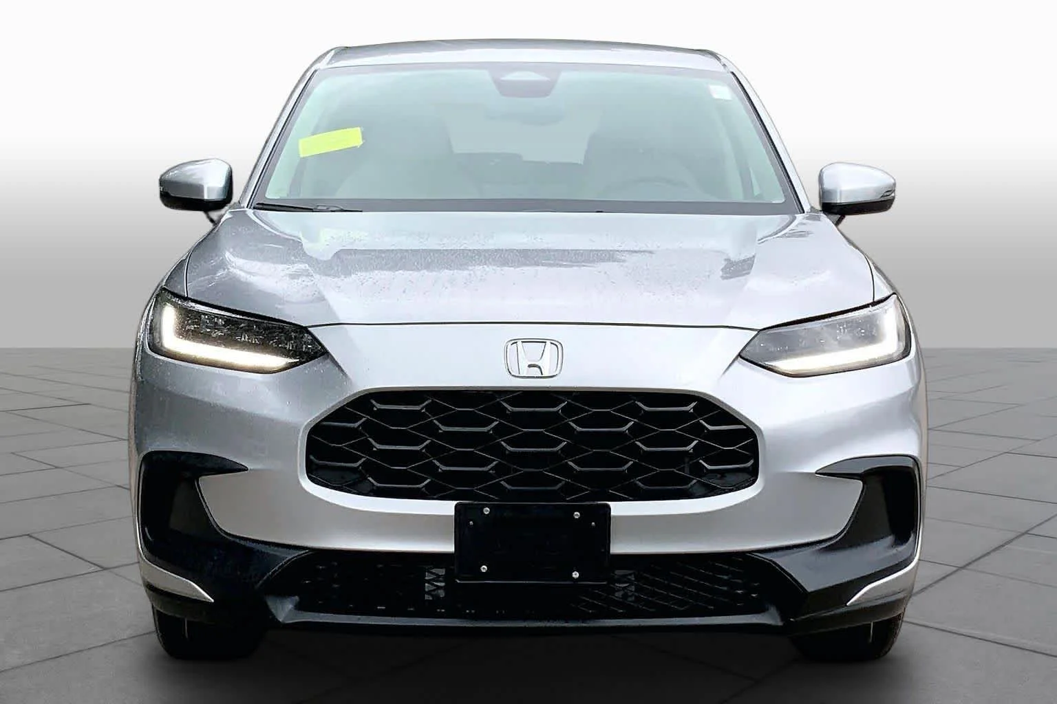 Used 2026 Solar Silver Metallic Honda LX image 4