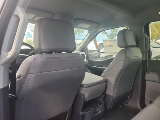 New 2026 Oxford White Ford XL image 12