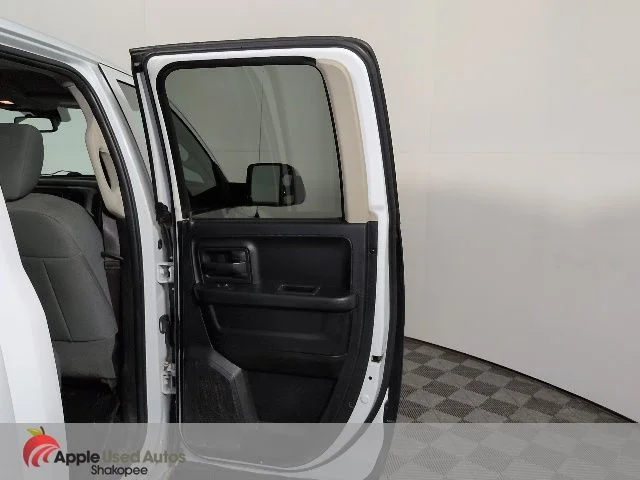 Used 2015 White Ram Tradesman image 28