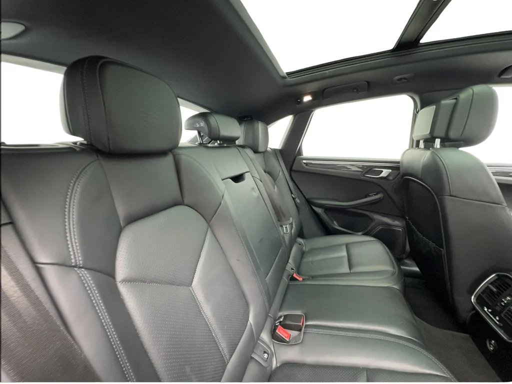 Used 2023 White Porsche Base image 28