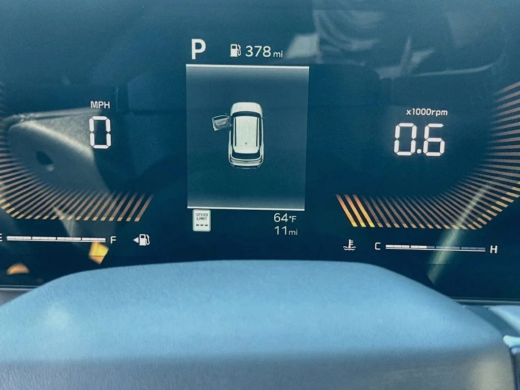 New 2027 Iceberg Green Kia S image 12
