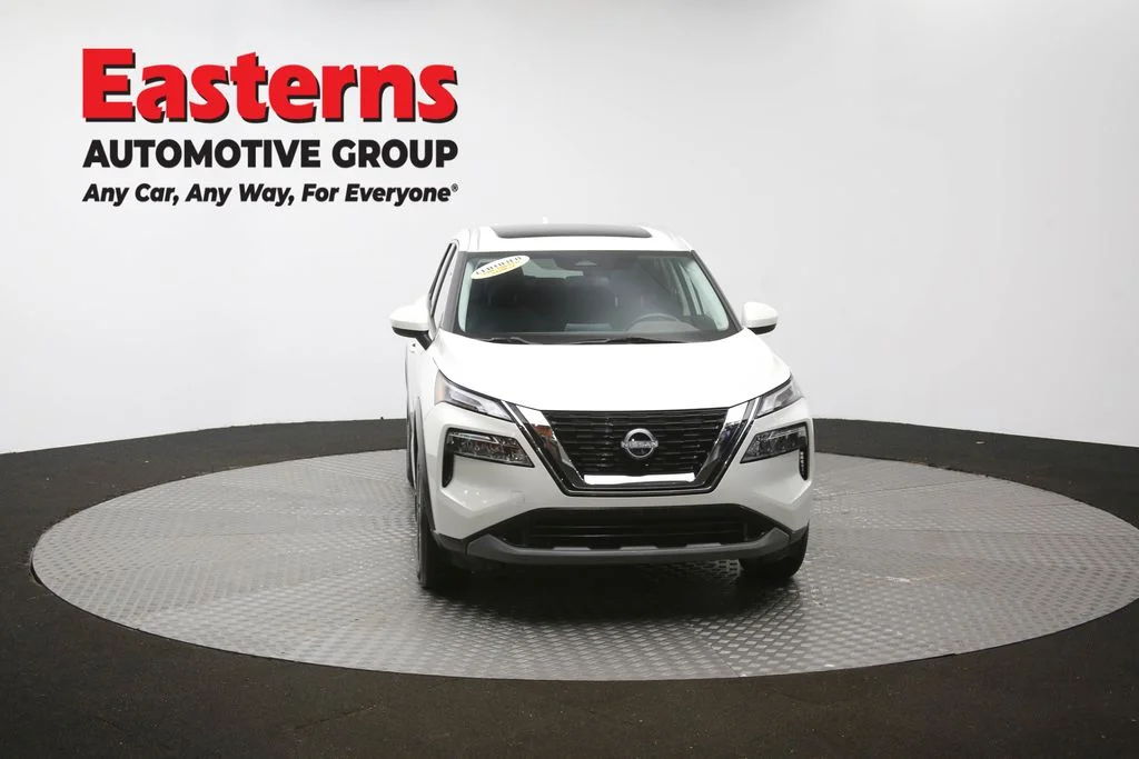Used 2023 White Nissan SV image 52