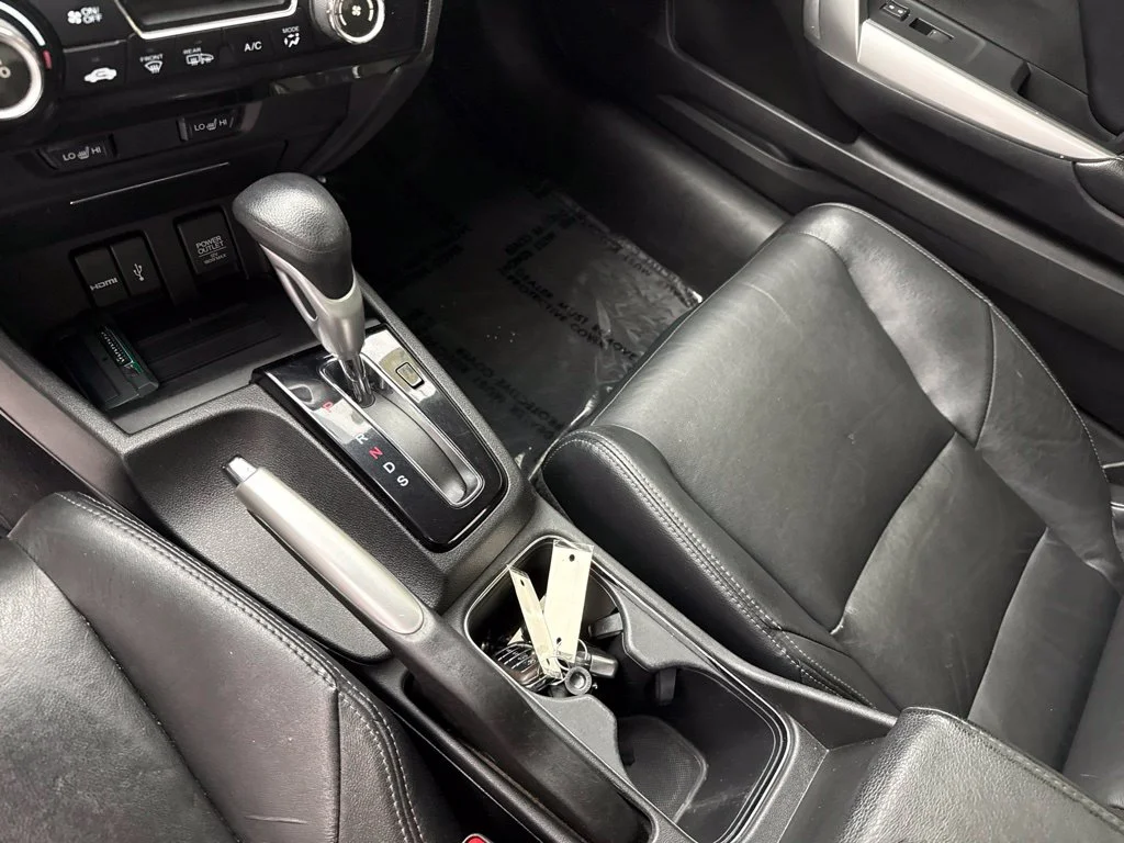 2014 Honda Civic EX-L 2dr Car Slide 16