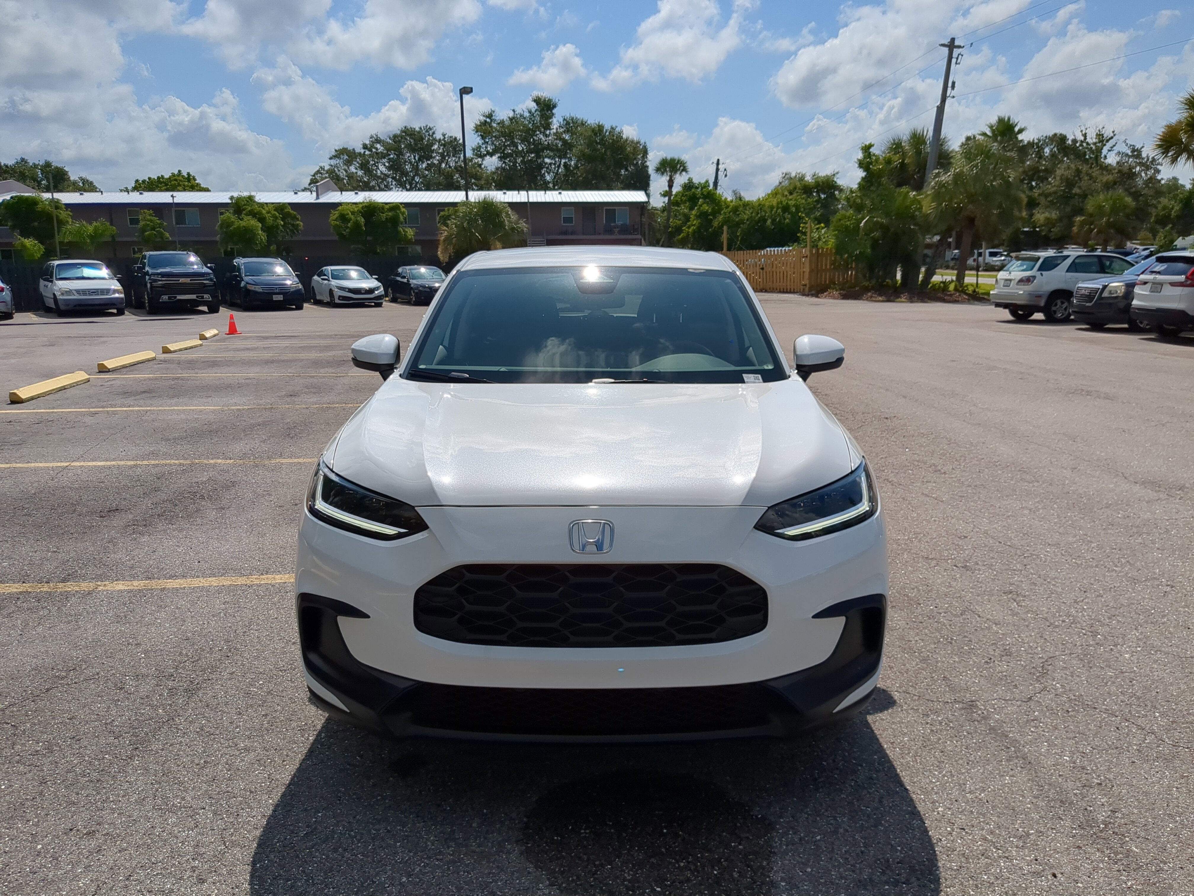 New 2026 Platinum White Pearl Honda LX image 4