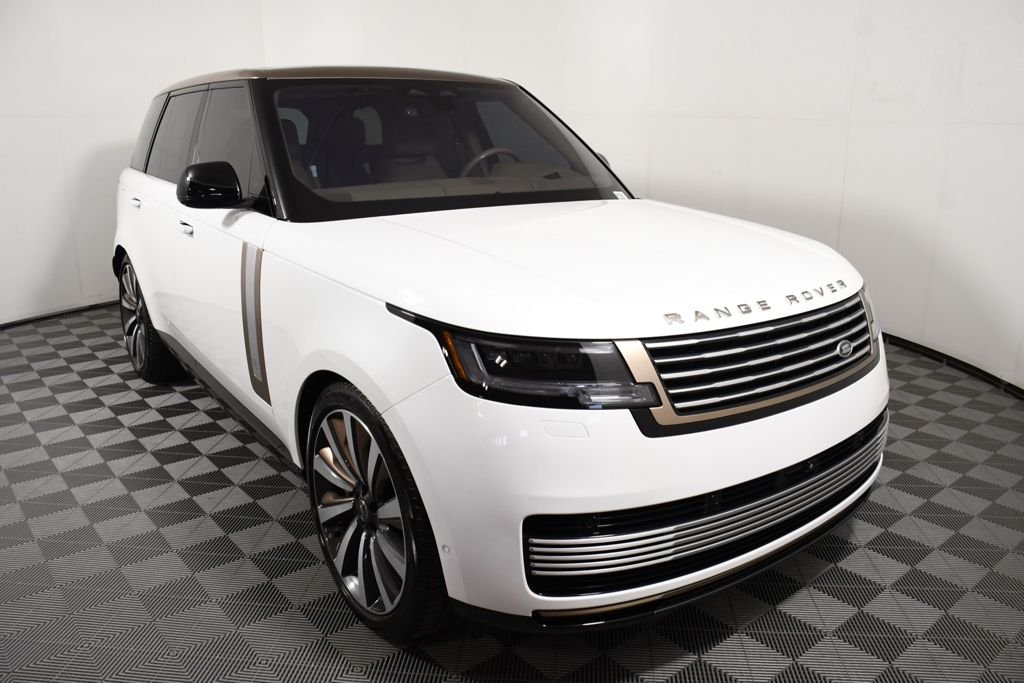 Used 2023 Icy White SV Bespoke Special Effect Gloss Land Rover SV image 9
