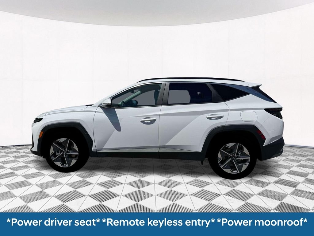 New 2026 White Hyundai SEL Premium image 4