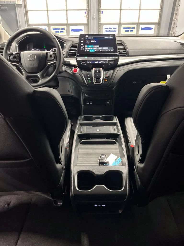 Used 2026 Platinum White Pearl Honda EX-L image 30