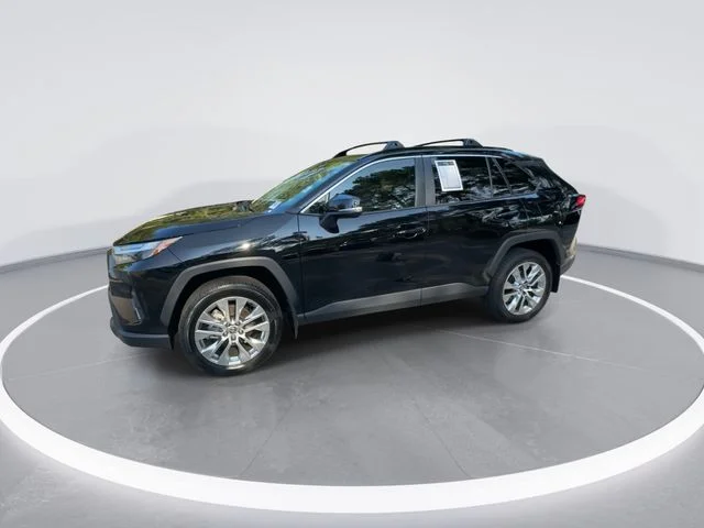 Used 2025 Black Toyota XLE Premium image 4