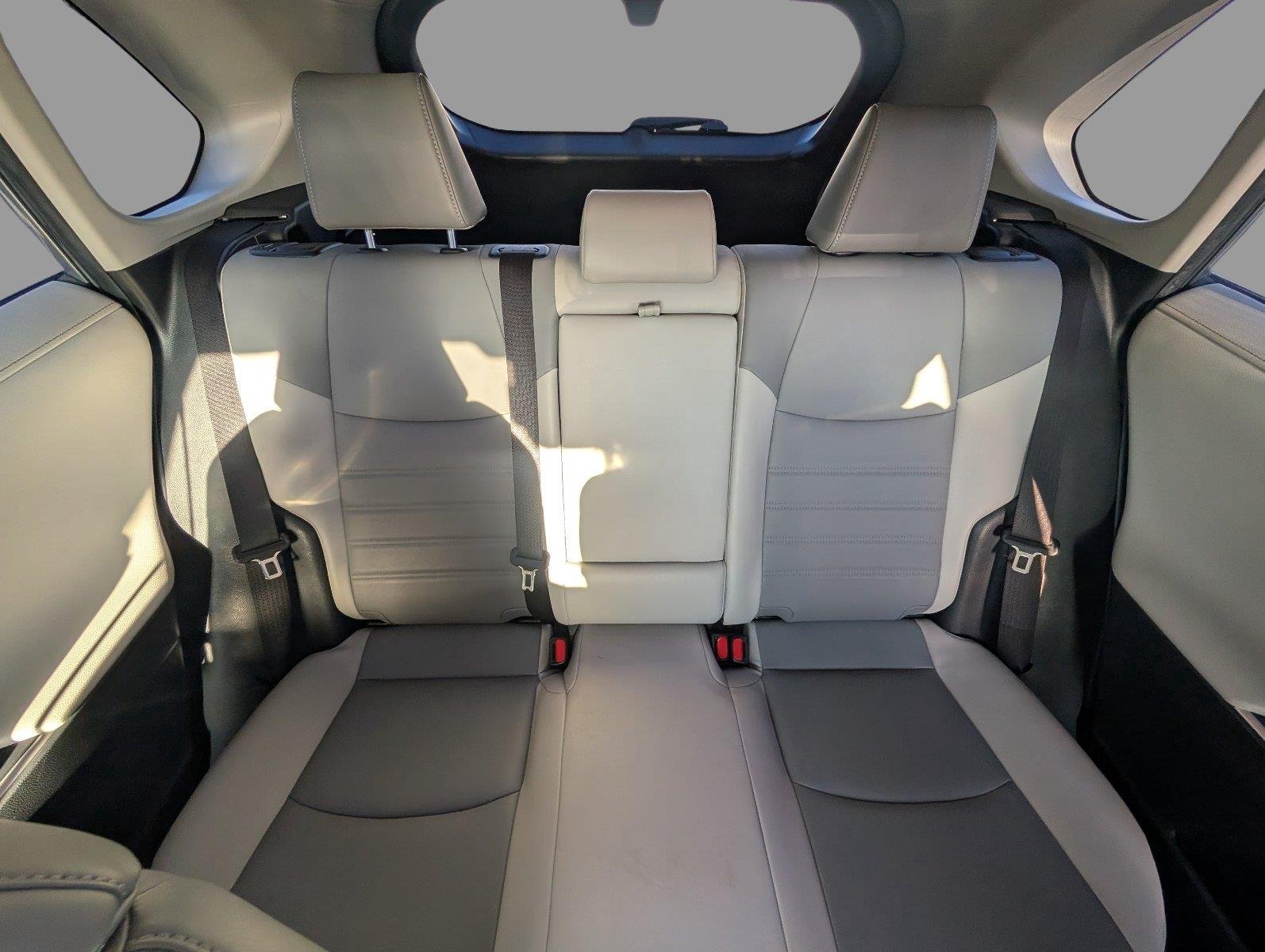 Used 2020 Silver Sky Metallic Toyota Limited image 31