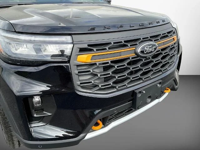 New 2026 Agate Black Metallic Ford Tremor® image 67