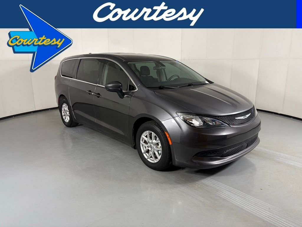 2022 Chrysler Voyager