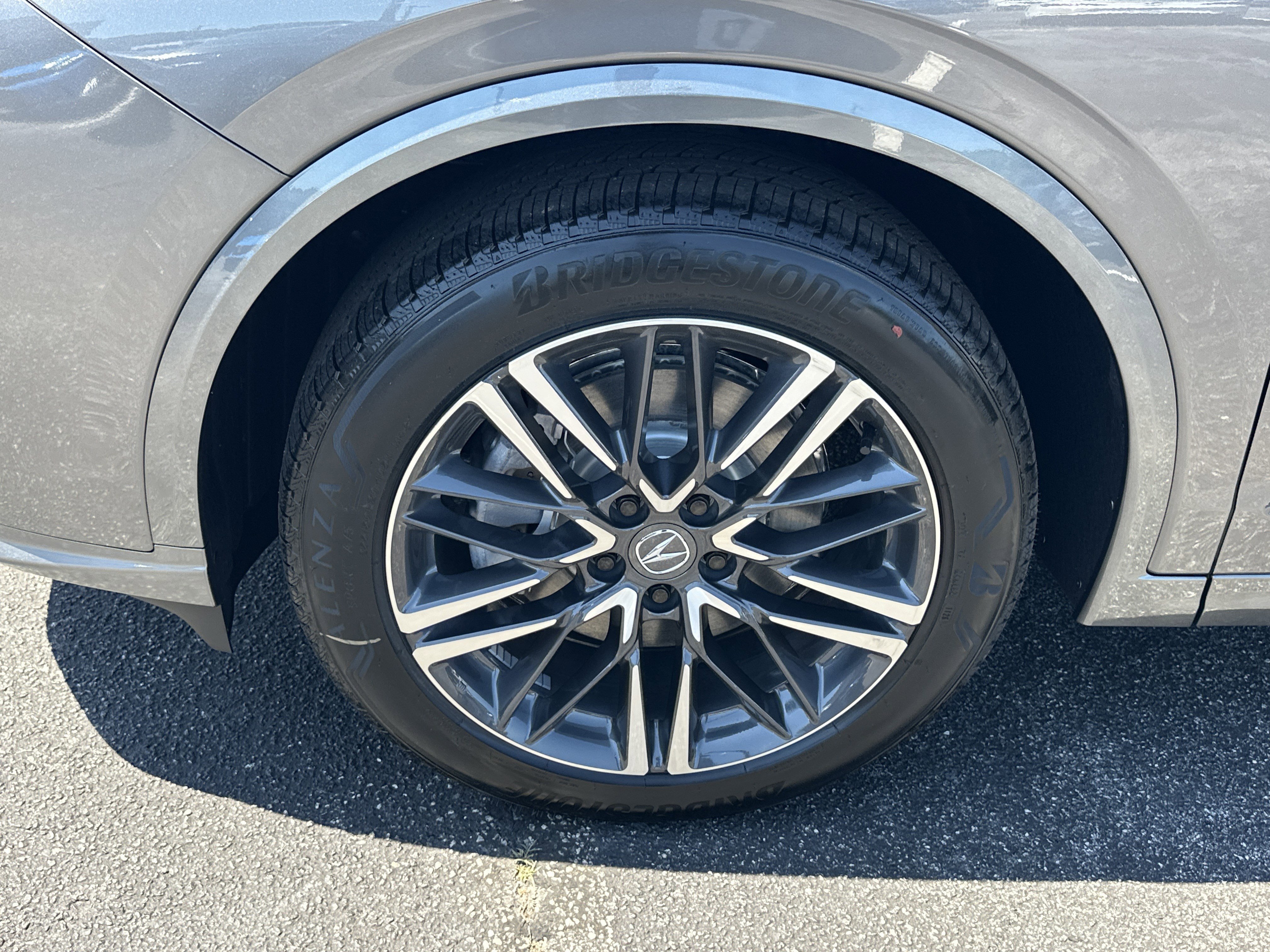 New 2026 Liquid Carbon Metallic Acura w/Advance Package image 11