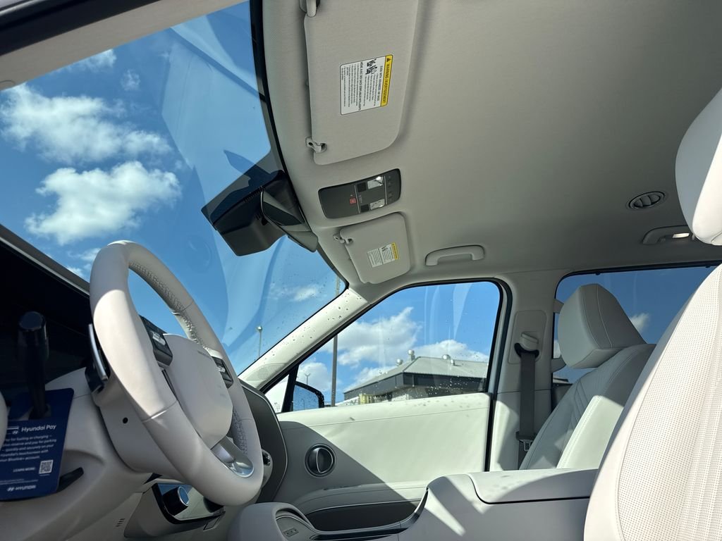 New 2026 White Hyundai SEL image 21