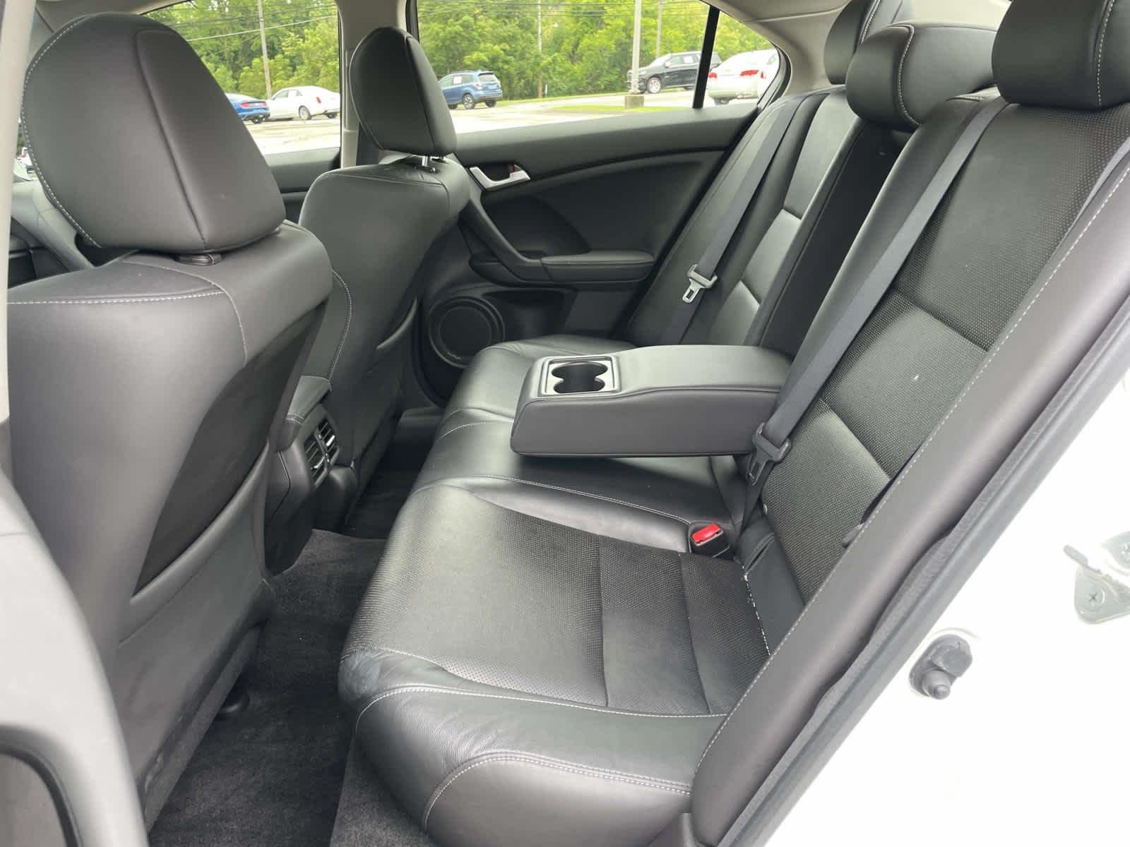 Used 2012 Bellanova White Pearl Acura  image 23
