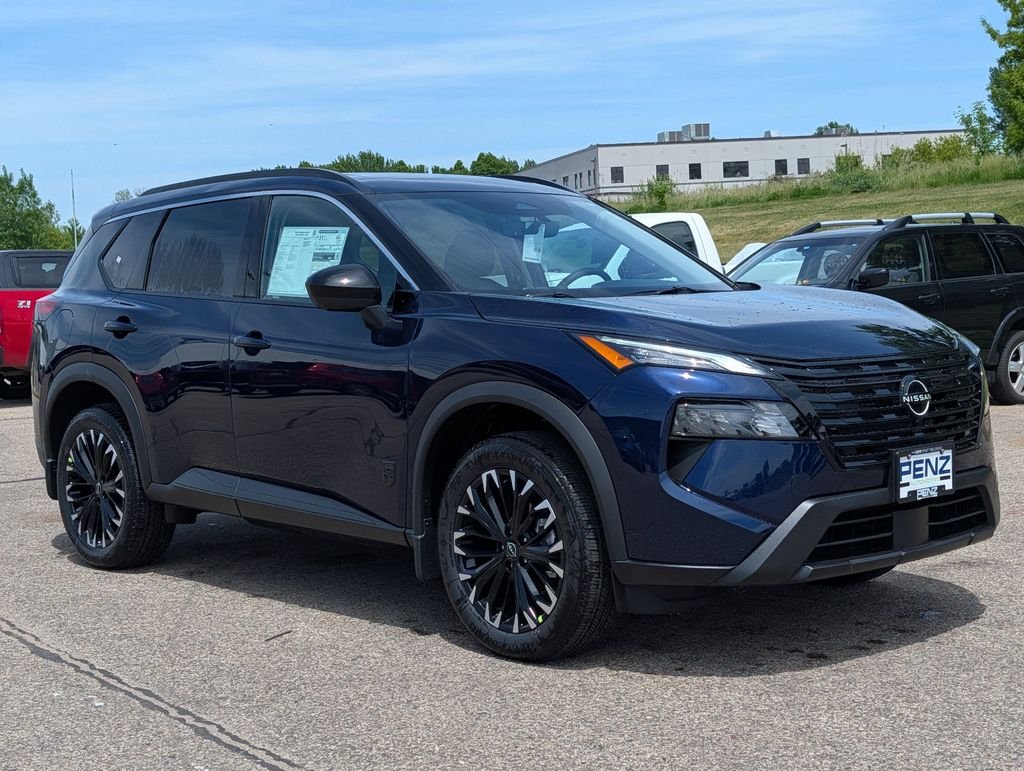 2026 Nissan Rogue Dark Armor AWD's photo