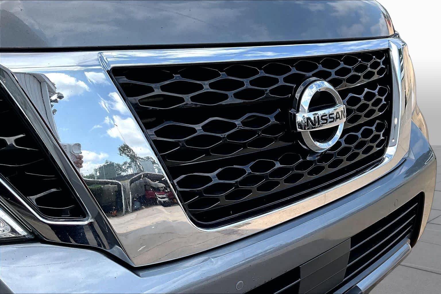 Certified Used 2020 Gun Metallic Nissan Platinum image 30