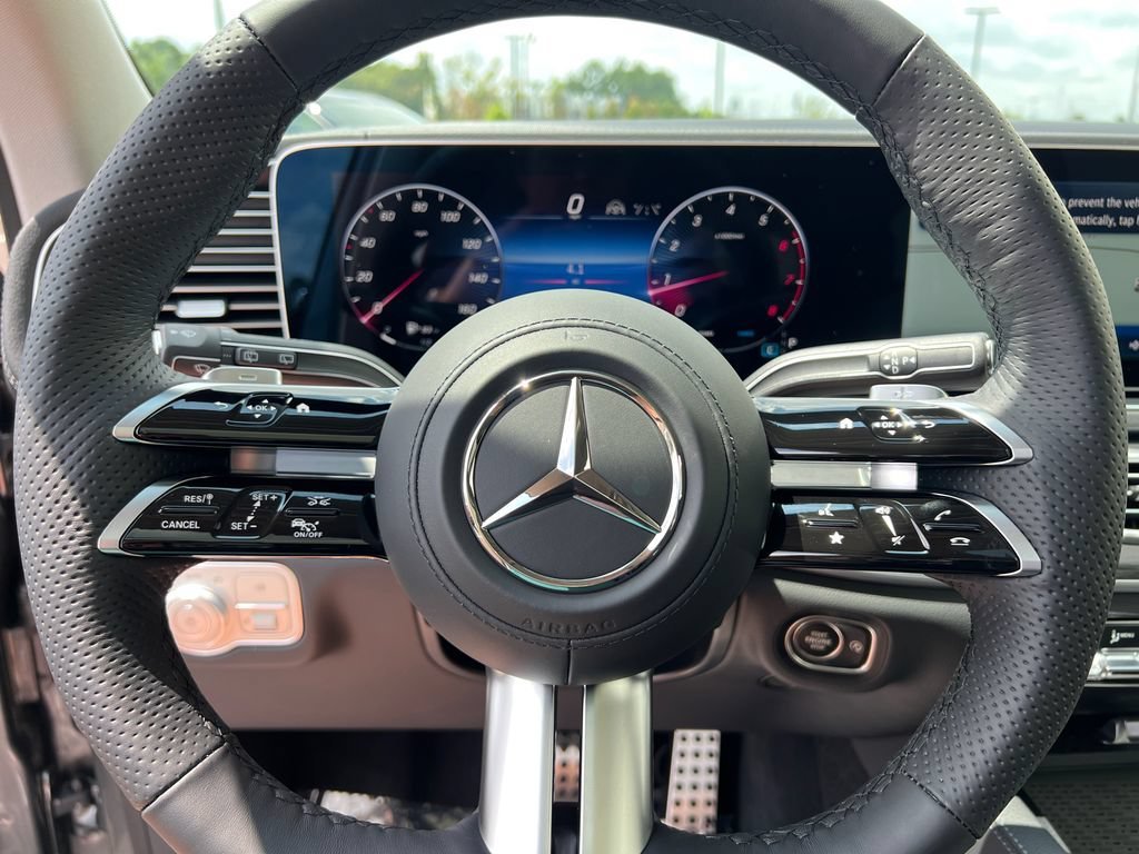 New 2026 Selenite Grey Metallic Mercedes-Benz GLS 450 image 57