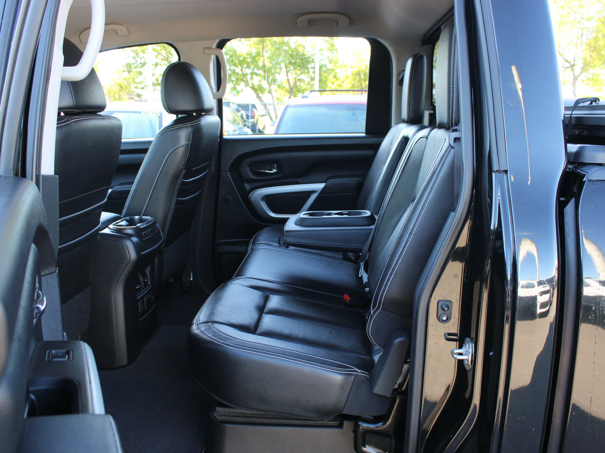 Used 2018 Black Nissan PRO 4X * 3M PPF | 5.6L V8 | Tonneau Cover | 360 Camera | Tow Tech | Rockford Fosgate | Nav image 19