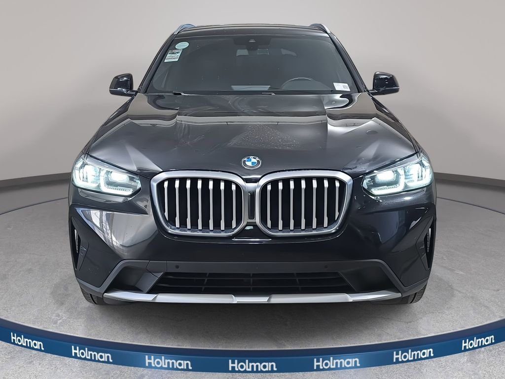 Used 2022 Black BMW xDrive30i image 3