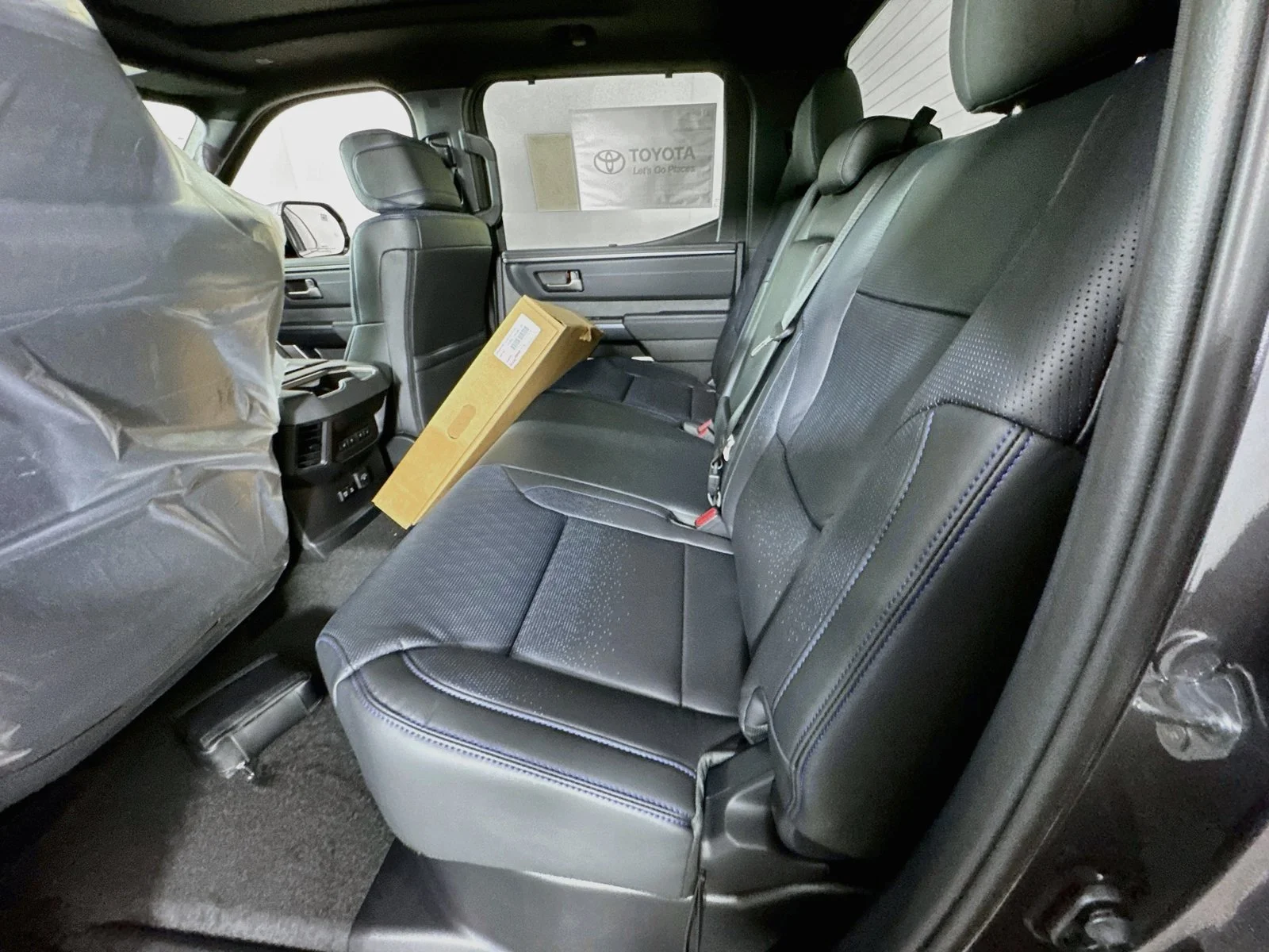 2026 Toyota Tundra Platinum - Photo 13