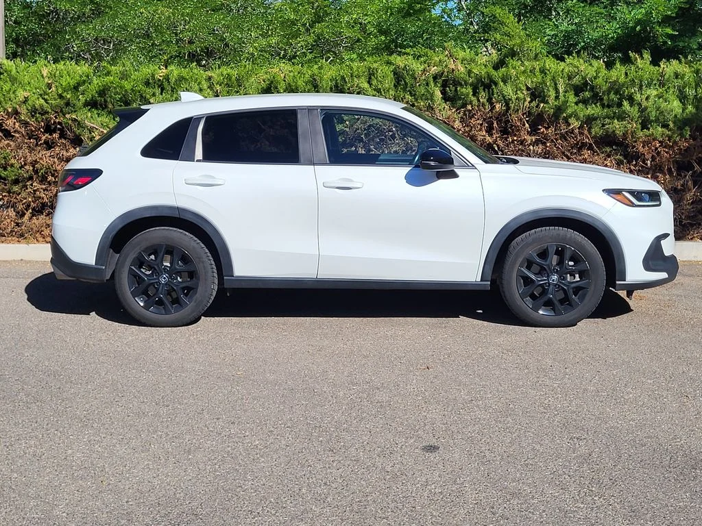 Used 2023 Platinum White Pearl Honda Sport image 22