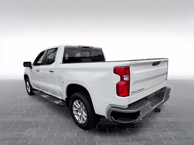 Used 2025 White Chevrolet LTZ image 5
