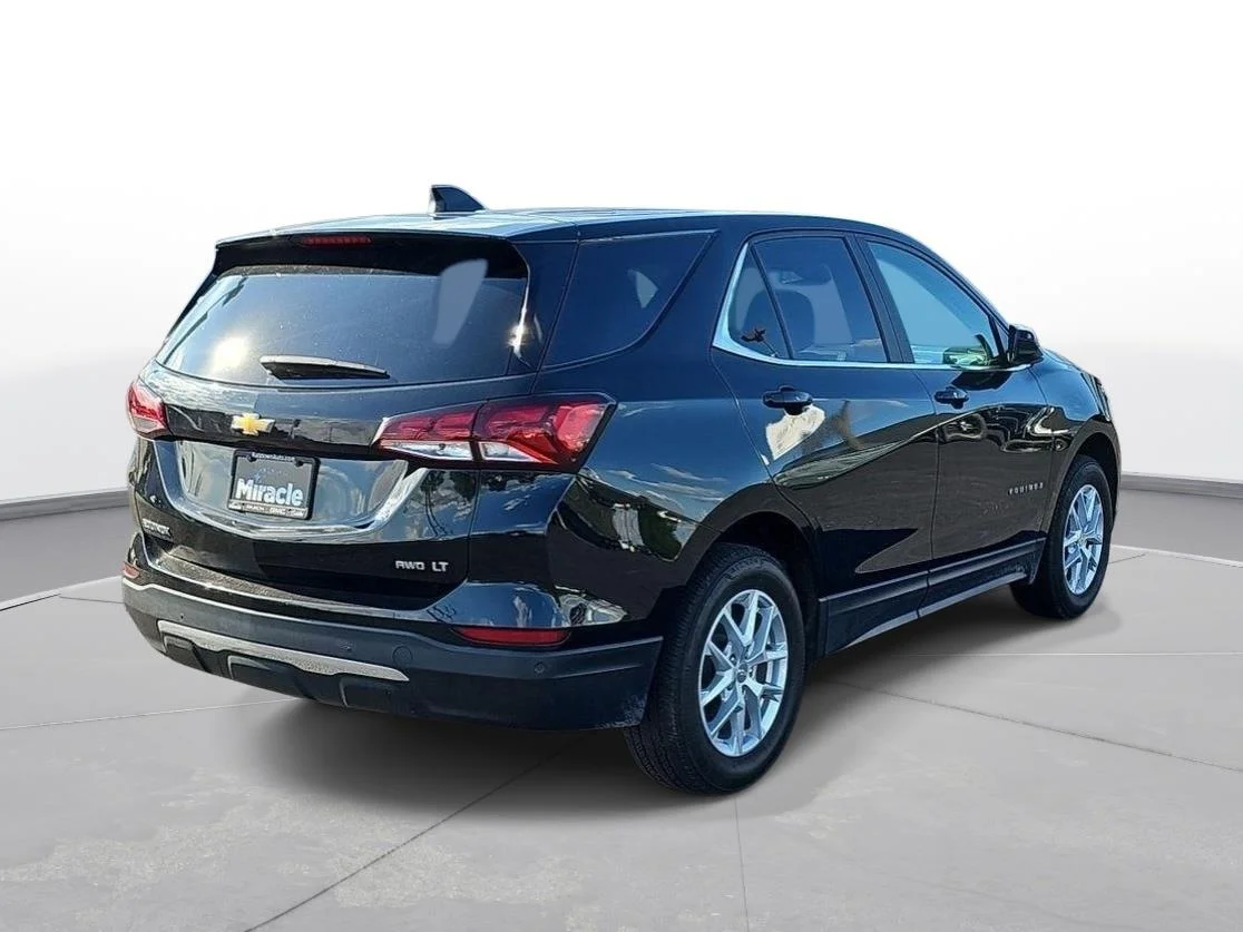 Used 2023 Mosaic Black Metallic Chevrolet LT image 6
