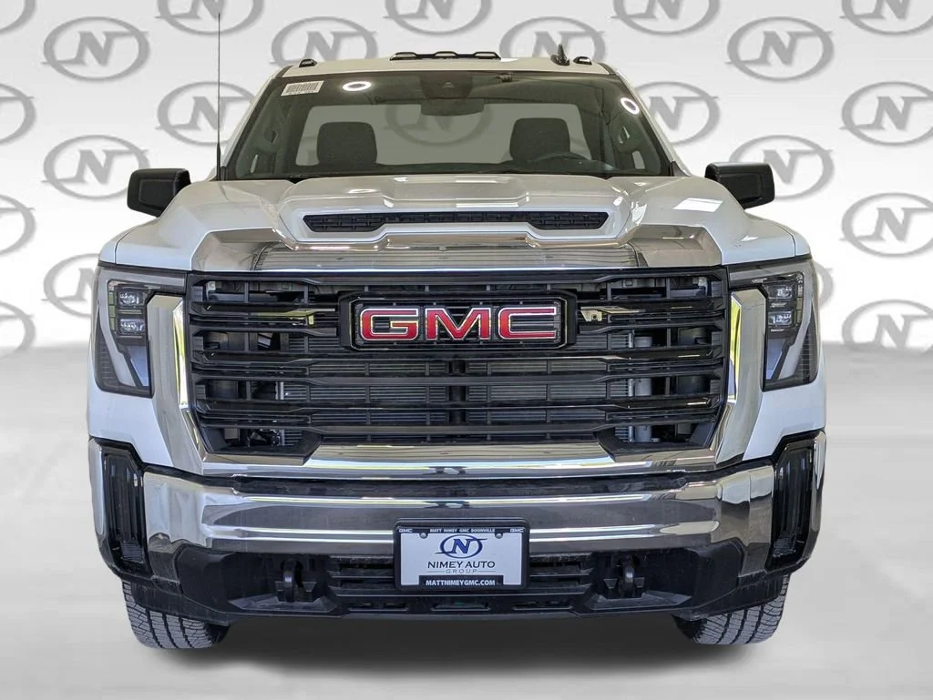 New 2026 Summit White GMC Pro image 31
