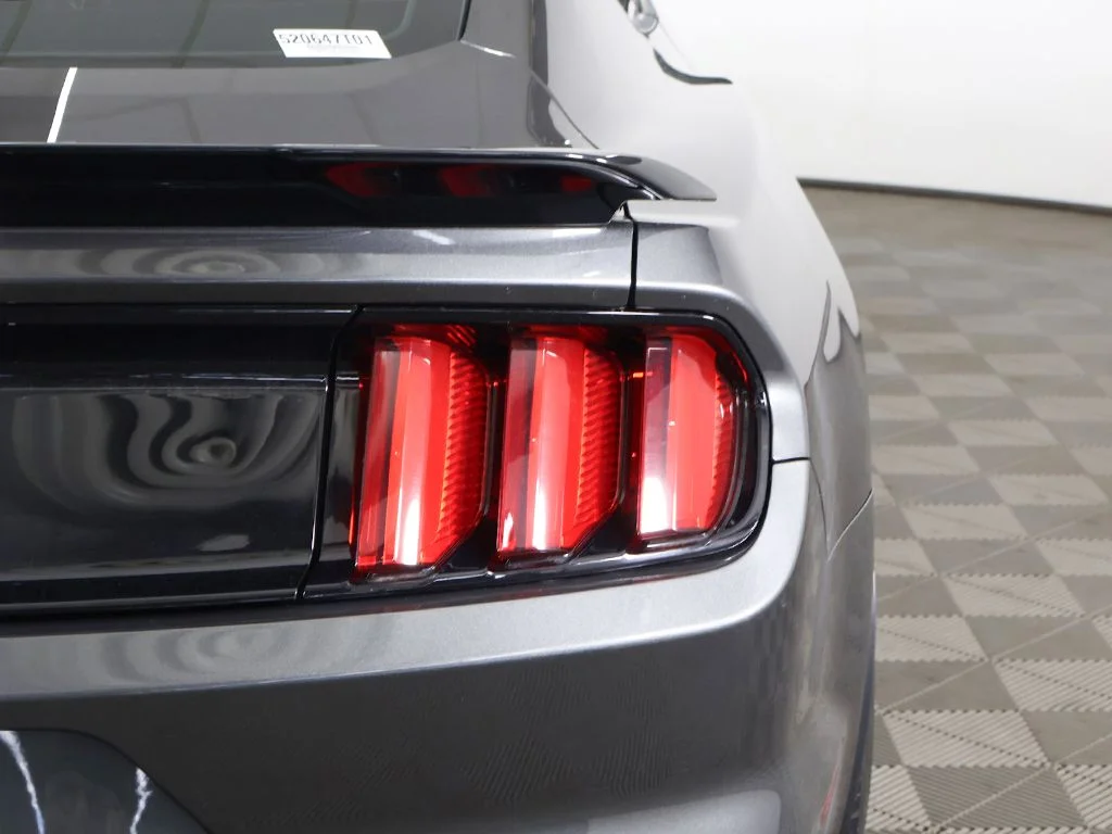 Used 2017 Magnetic Ford Shelby GT350 image 14