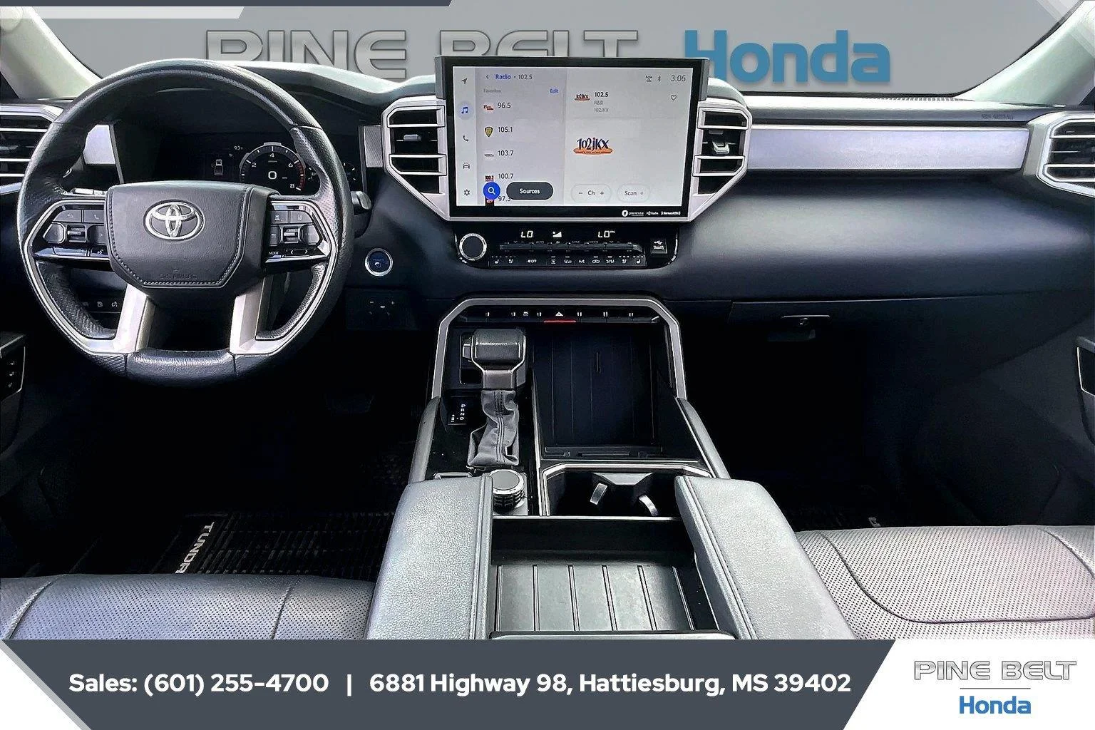 Used 2022 White Toyota Limited Hybrid image 13