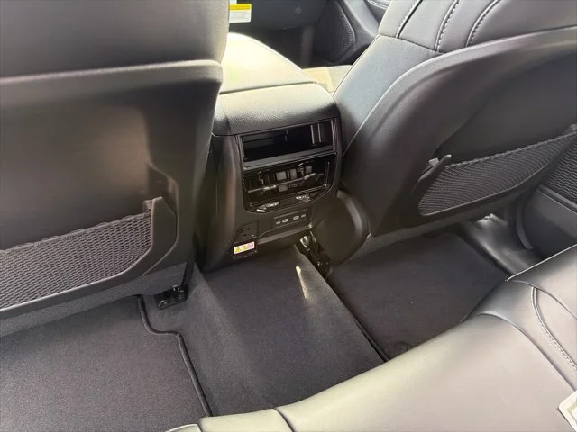 New 2026 White Jeep Altitude image 9