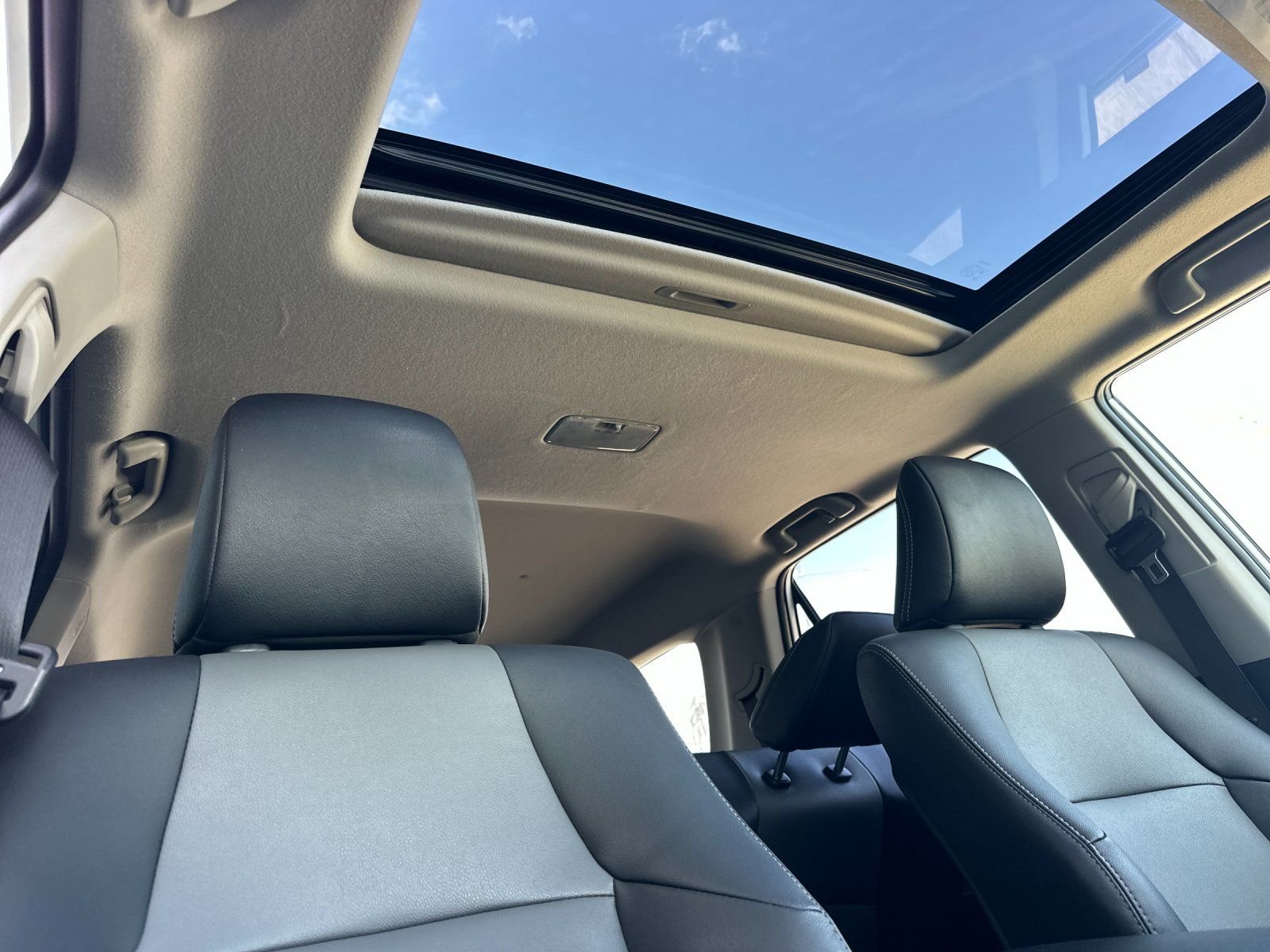 Used 2023 Ice Toyota SR5 Premium image 16