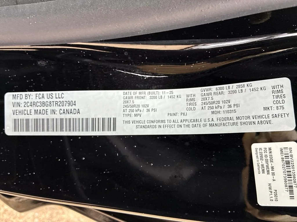 New 2026 Diamond Black Crystal Pearl-Coat Exterior Paint Chrysler Select image 31