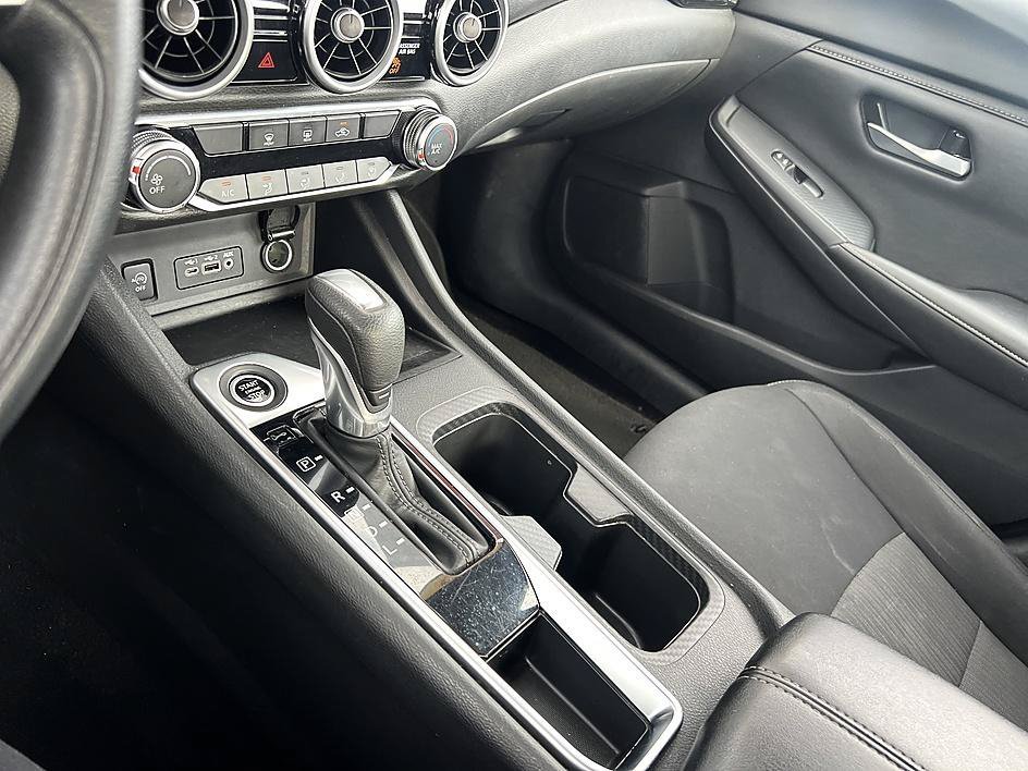 Used 2025 Super Black Nissan SV image 25